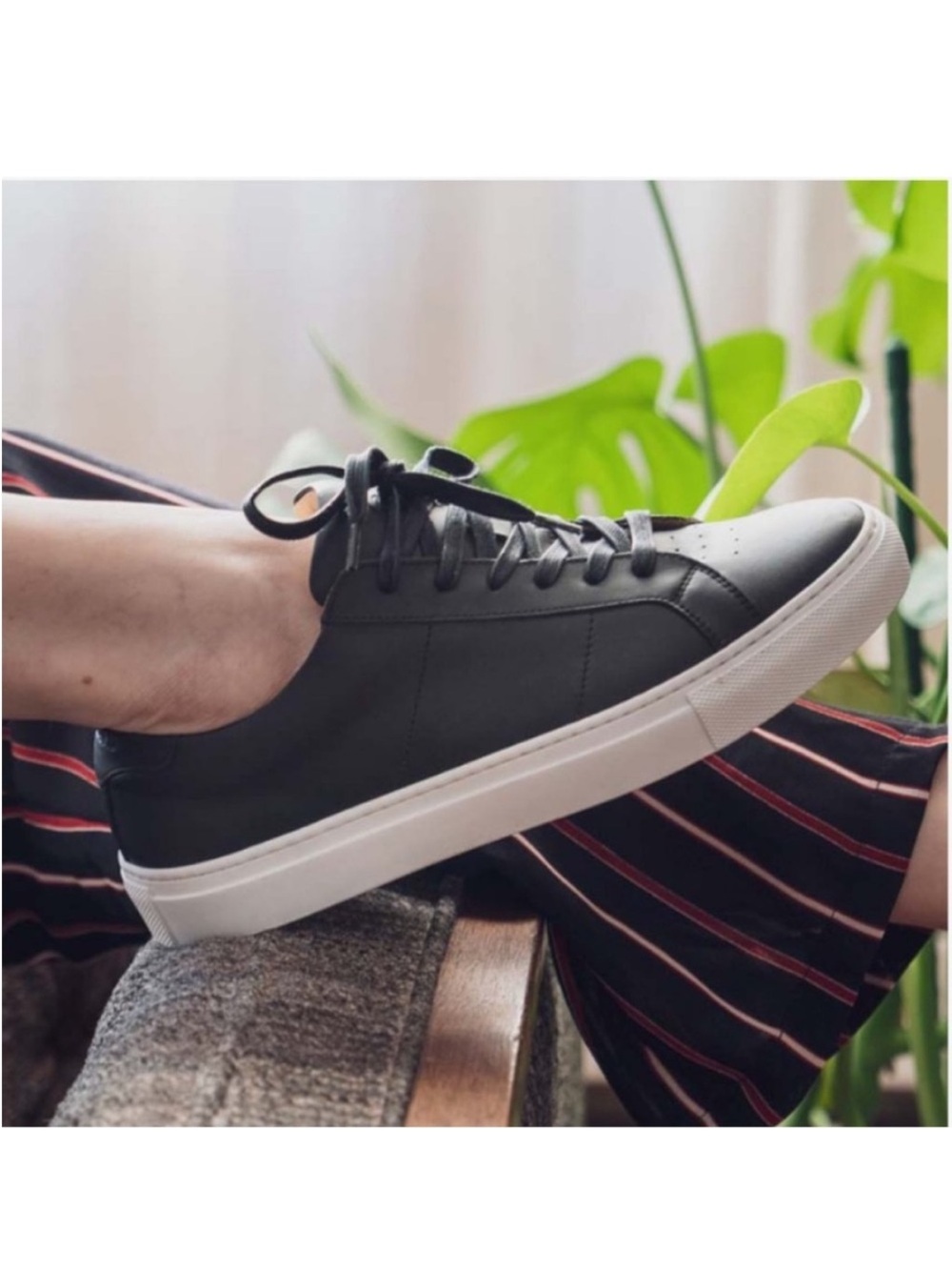 Greats Womens Royale Brooklyn Black Leather Nero Sneakers-Size 7